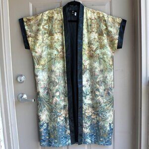 H&M Kimono Women's Small Short Sleeve
